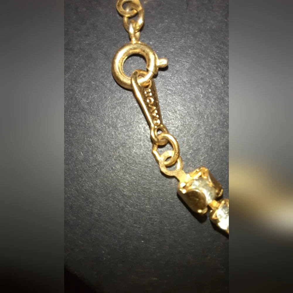 Avon tennis bracelet goldtone rhinestones